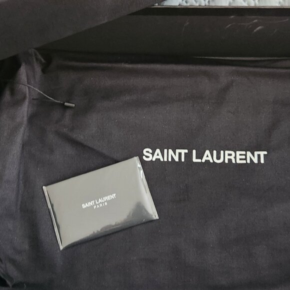 YSL- Saint Laurent Loulou Medium Shoulder bag - Picture 16 of 16